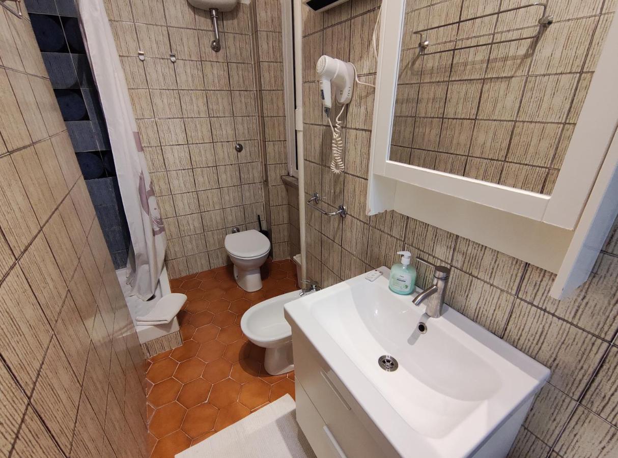 Al171 Tourist Rental Close Metro B1 - Sant'Agnese Annibaliano روما المظهر الخارجي الصورة